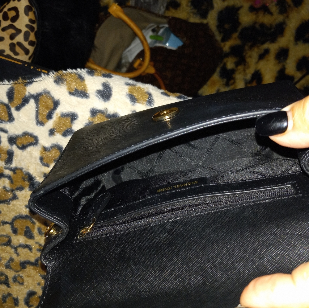 Michael Kors MINI Bag - Picture 3 of 3